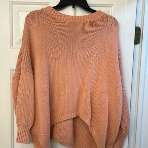 Women’s oversized fall sweater!